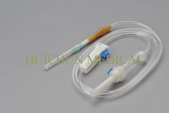 Insiemi eliminabili medici resistenti di infusione del PVC del nodo